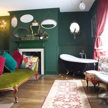 Mademoiselle's Boutique