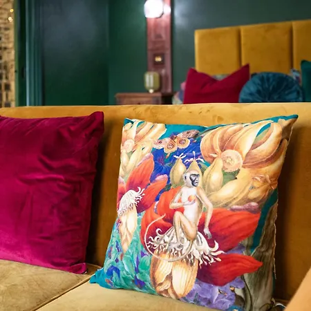 公寓 Mademoiselle's Boutique 惠特比