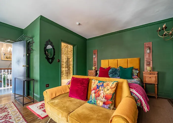 Mademoiselle's Boutique