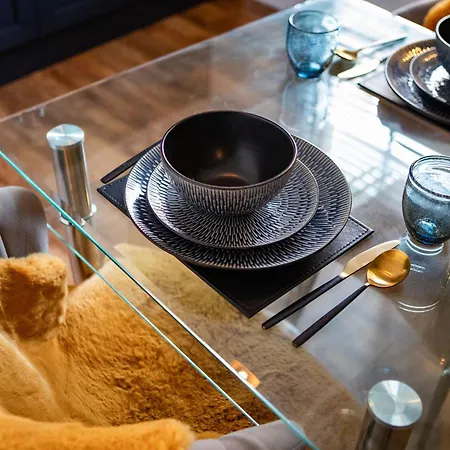 Mademoiselle's Boutique *